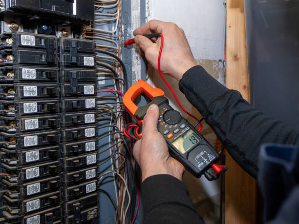 Best Circuit Breaker Repair  in Freeland, WA